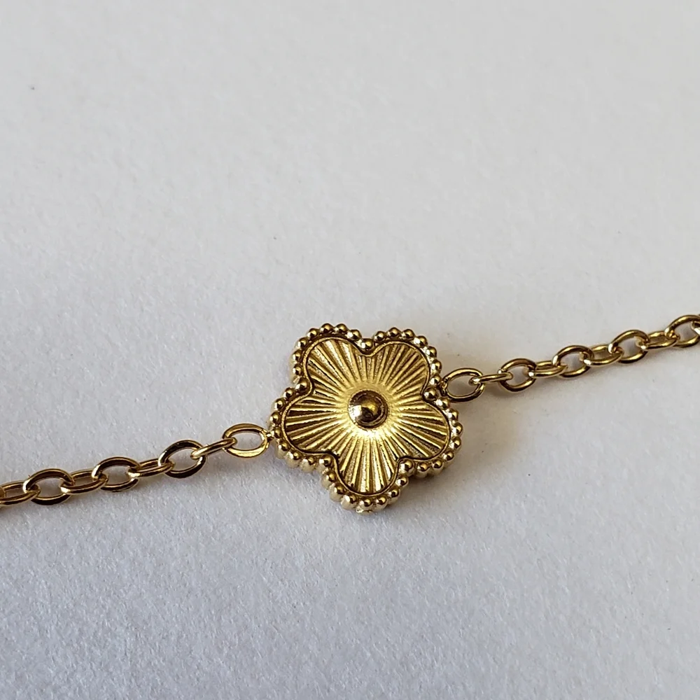 Stainless Steel Hot Gold Plated Clover Charm Bracelet Luxury - Picture 7 of 7